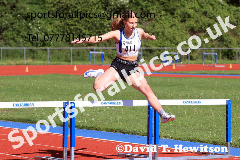 Hurdles, 2026 North Eastern Track and Field Champs, Shildon, County Durham. Photo: David T. Hewitson/Sports for All Pics